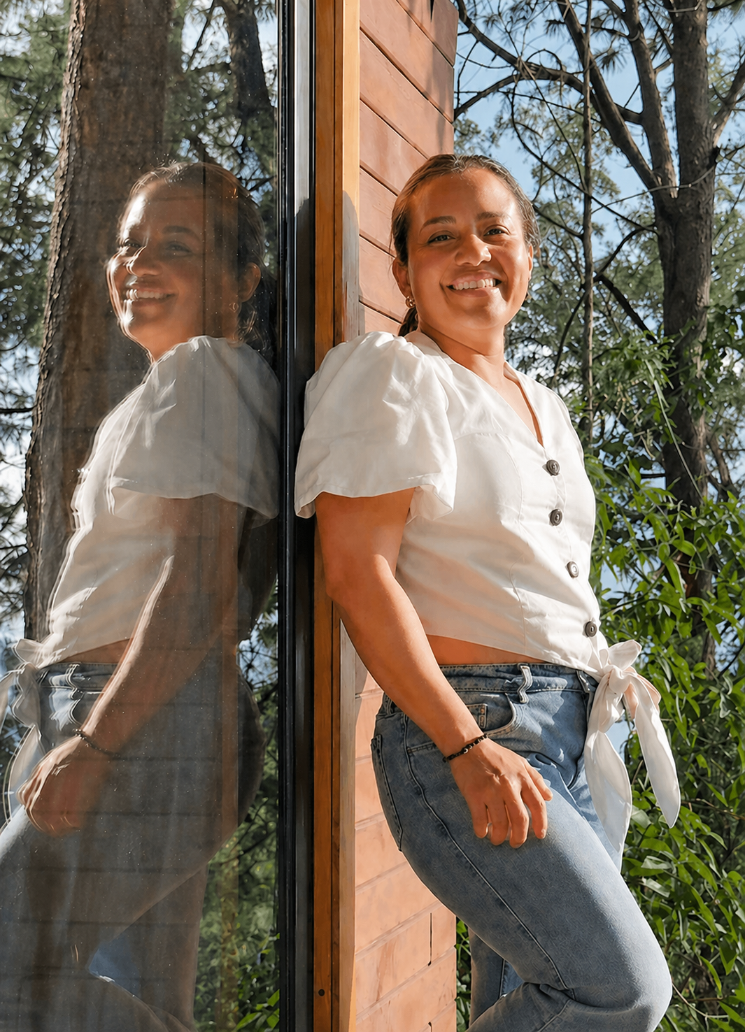Nutrióloga Karelia Gil en imagen editorial para su filosofía nutricional